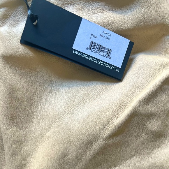 NWT LAMARQUE Aricia Skirt in Beige Lambskin Leather - Picture 10 of 10